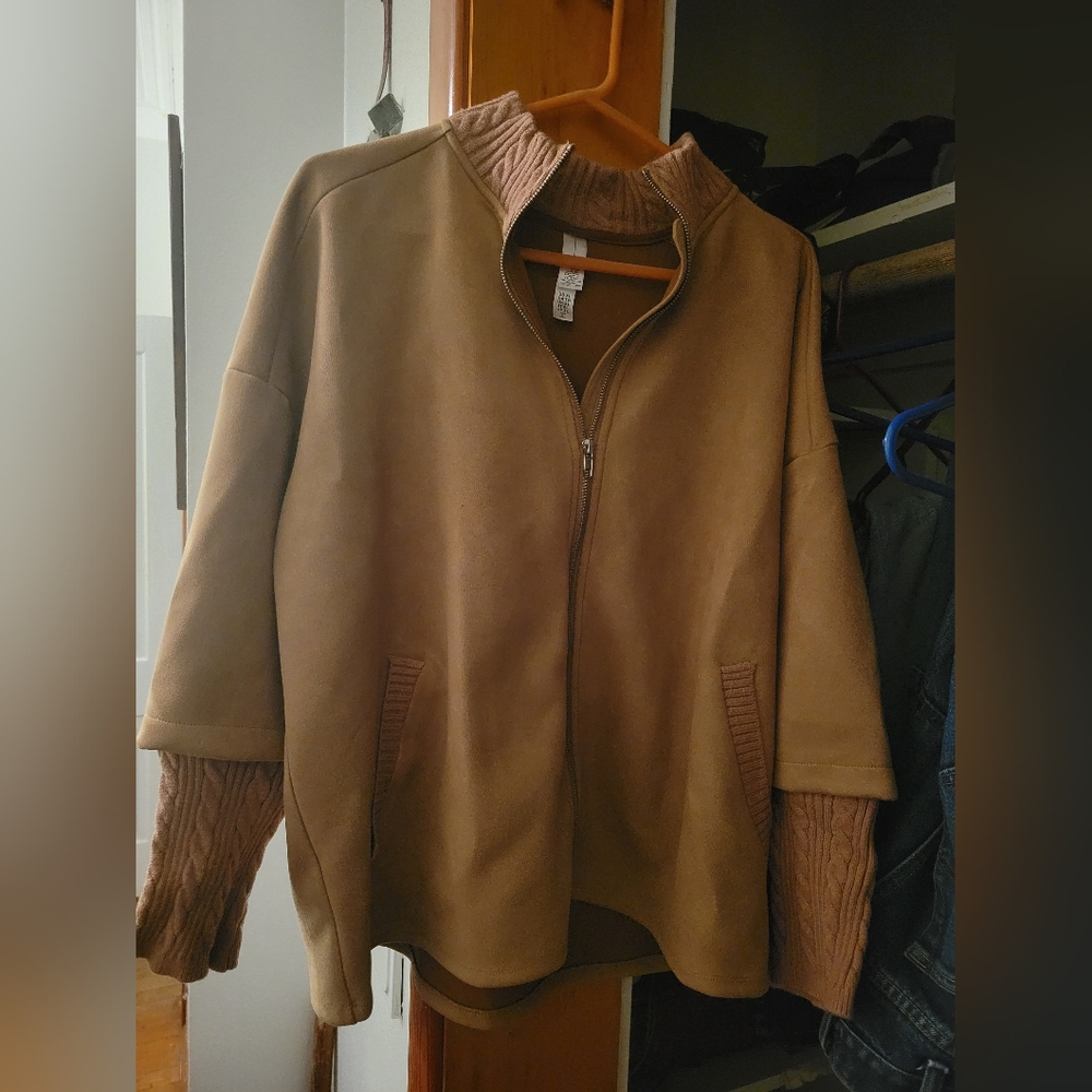 MarlaWynne Tan Jacket - Picture 2 of 5